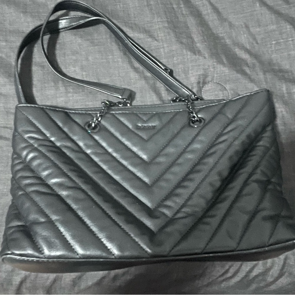 ❌SOLD❌ DKNY WOMENS BAG